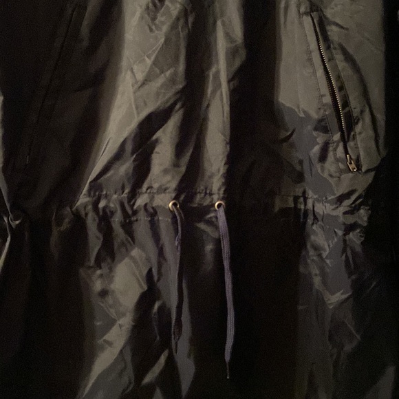 J Crew Windbreaker 💗 - Picture 2 of 8